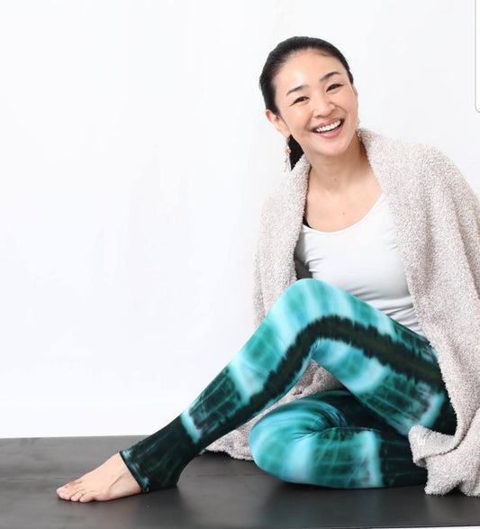 [Most popular] Tie-dyed white line soft leggings