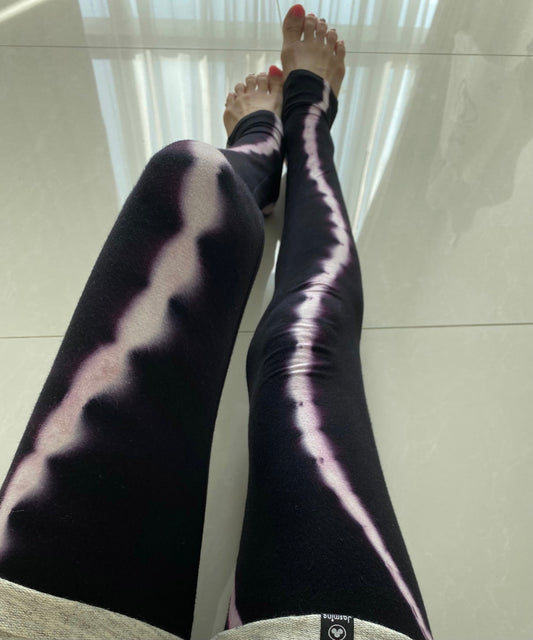 Black purple line soft leggings