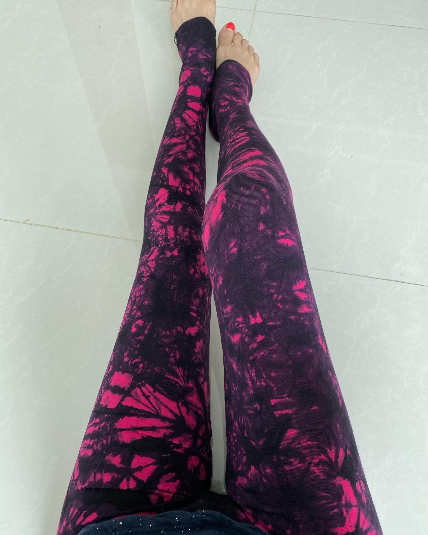 Pink hand-dyed soft leggings